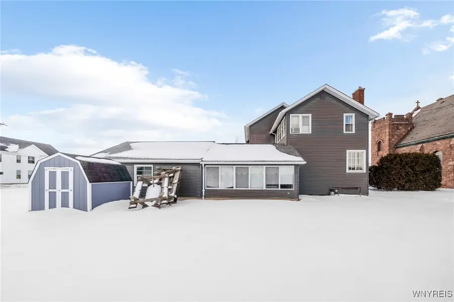 23 S Vernon Street, Middleport, NY 14105 - Image #2