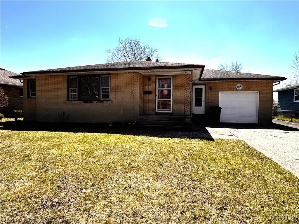 24 Greenwood Circle, North Tonawanda, NY 14120 - Image #1