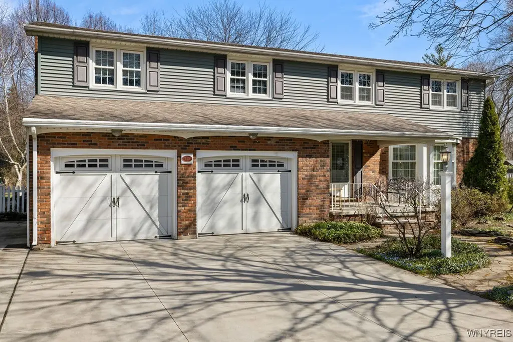 615 Sandlewood Drive, Lewiston, NY 14092 - Image #1