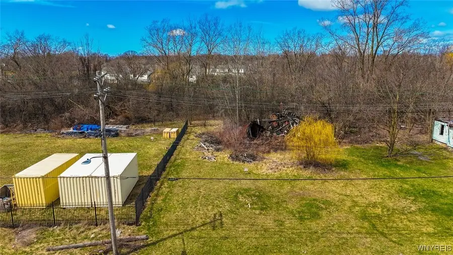 3402 Highland Avenue, Niagara Falls, NY 14305 - Image #2