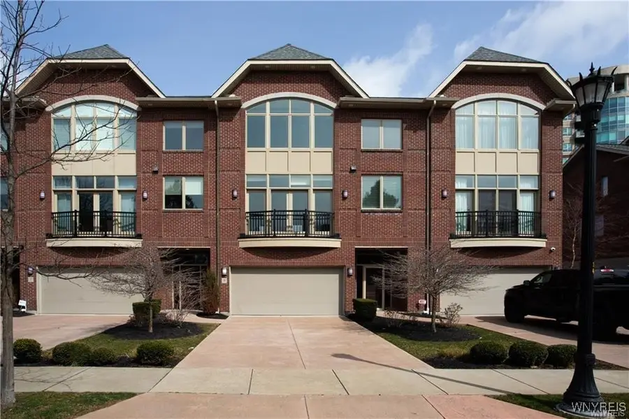 35 Ojibwa Circle, Buffalo, NY 14202 - Image #2