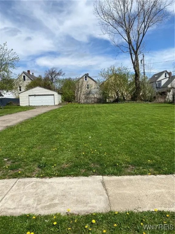 554 Glenwood Avenue, Buffalo, NY 14208 - Image #1