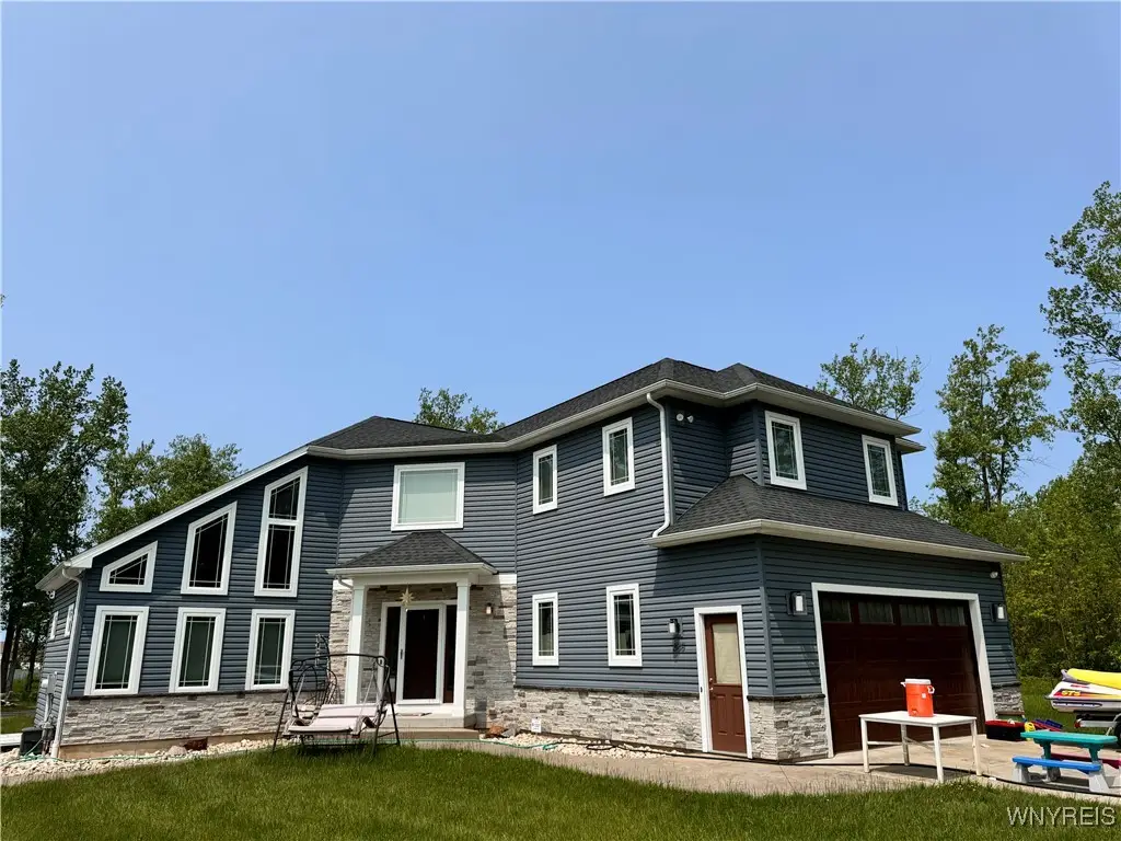 586 Pavement Road, Lancaster, NY 14086 - Image #1