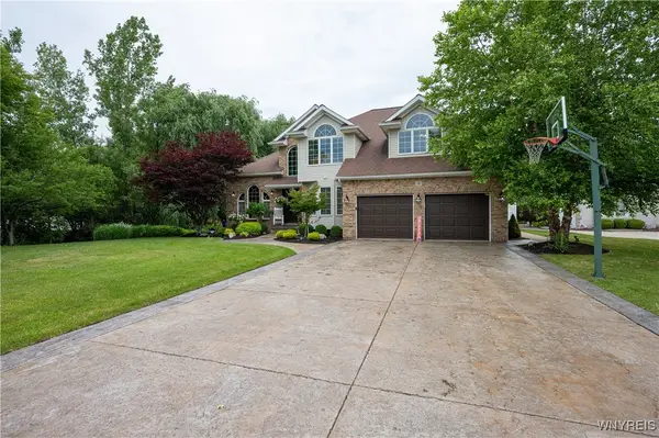 9 Rolling Woods Lane #E, Buffalo, NY 14224