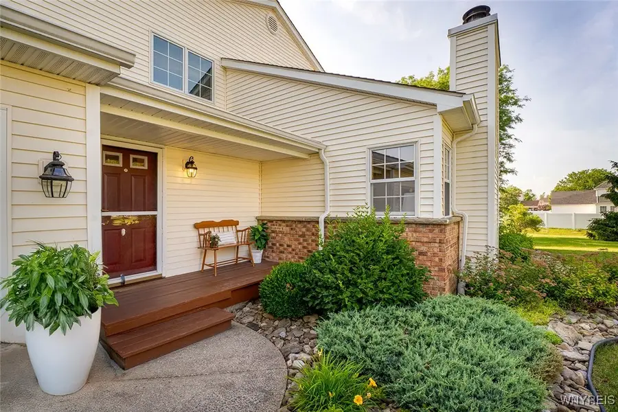 30 Hastings Drive, Orchard Park, NY 14127 - Image #2