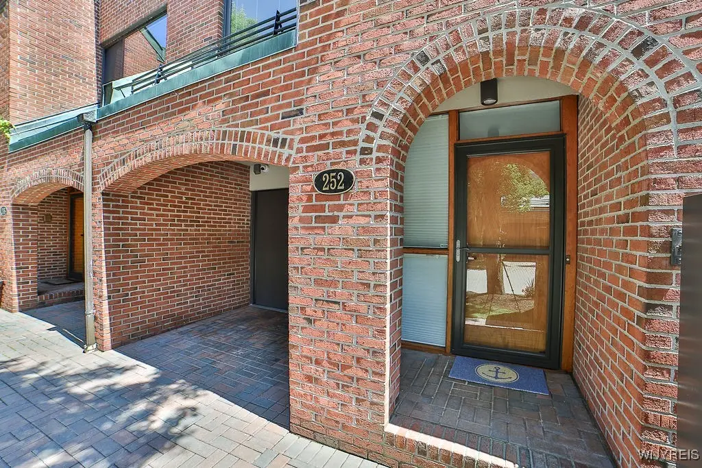 252 Rivermist Drive, Buffalo, NY 14202 - Image #1