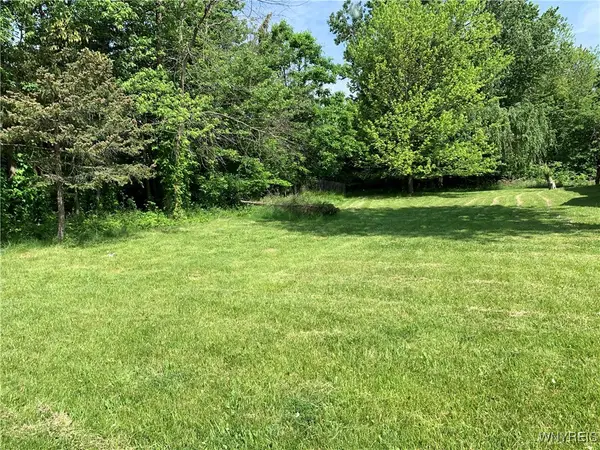 V/L Greiner Road, Amherst, NY 14221