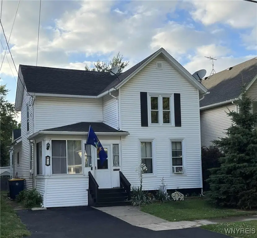 33 Irving Street, Lockport, NY 14094 - Image #2