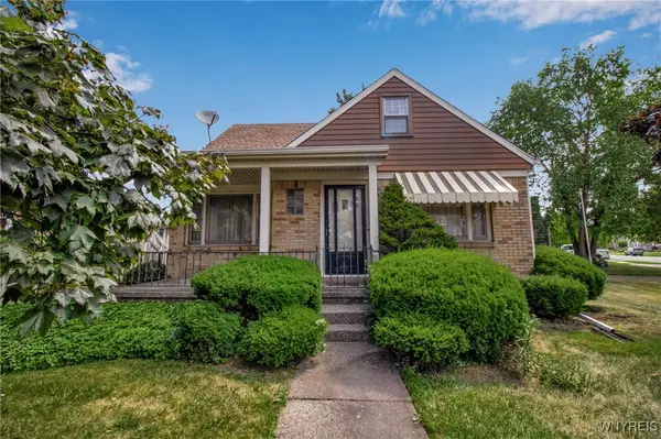 140 Farmingdale Road, Buffalo, NY 14225