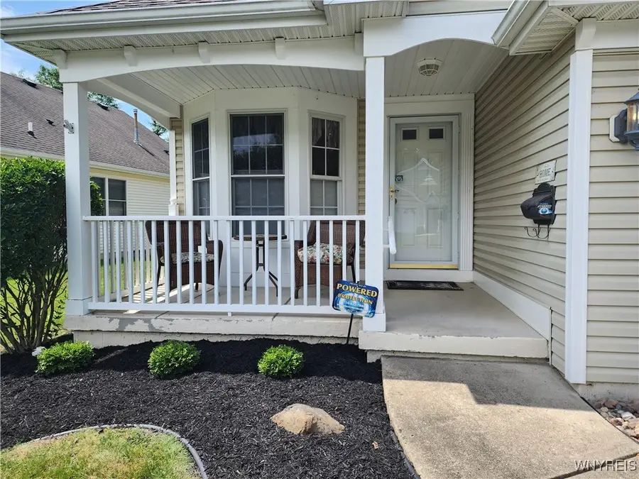 44 French Oaks Lane, East Amherst, NY 14051 - Image #2