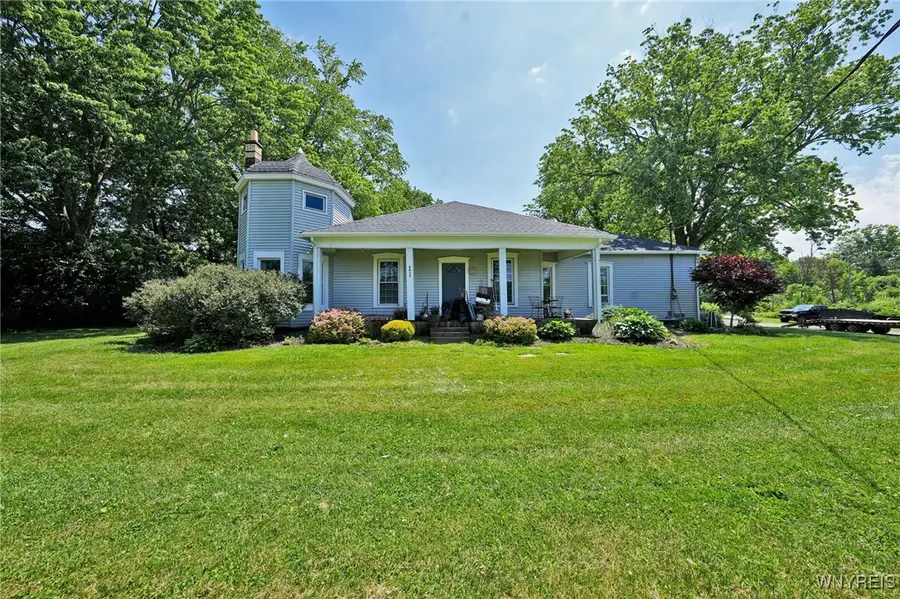 8015 Versailles Road, Angola, NY 14006 - Image #2