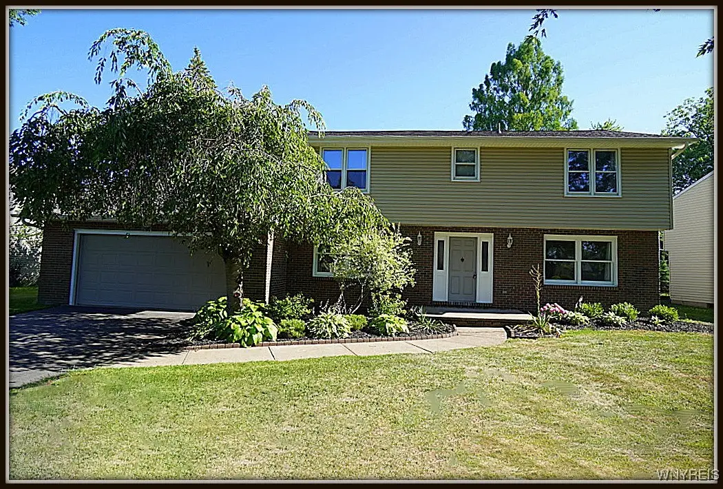 400 Hawthorne Place, Youngstown, NY 14174 - Image #1