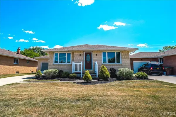 51 Armond Lane, Depew, NY 14043