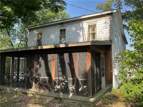 4602 Parker Road, Hamburg, NY 14075