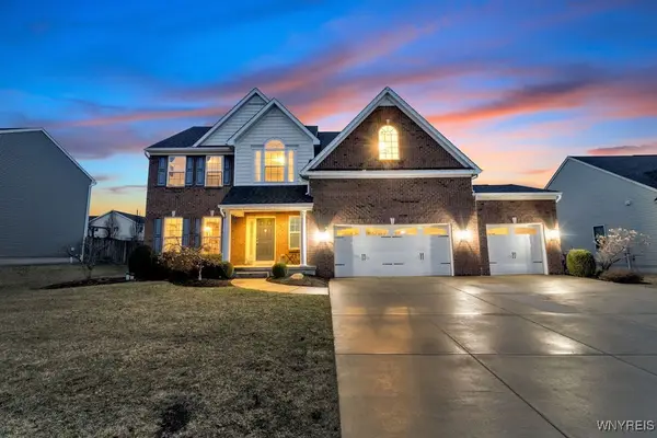 111 Camelot Drive, West Seneca, NY 14224