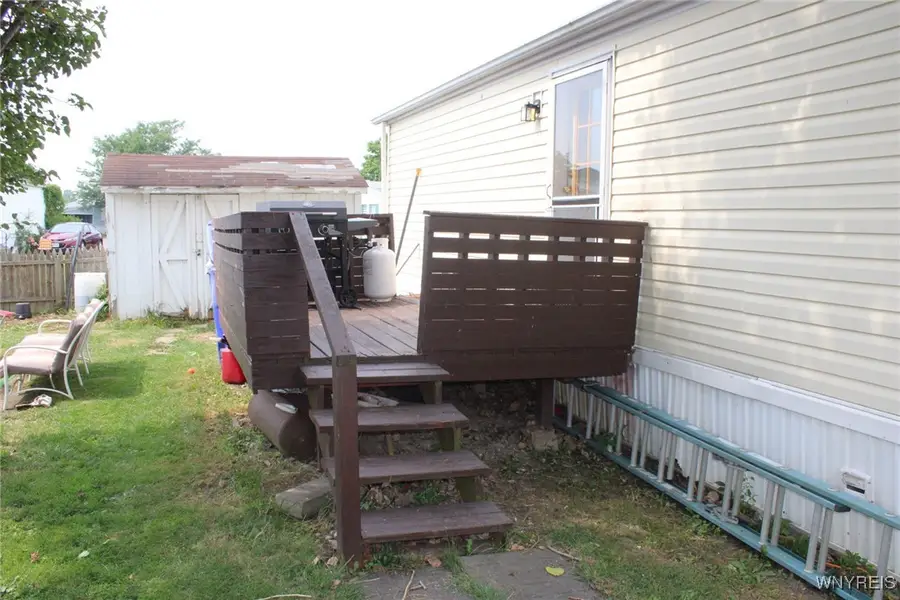 1256 Ridgewood Drive, Lockport, NY 14094 - Image #2