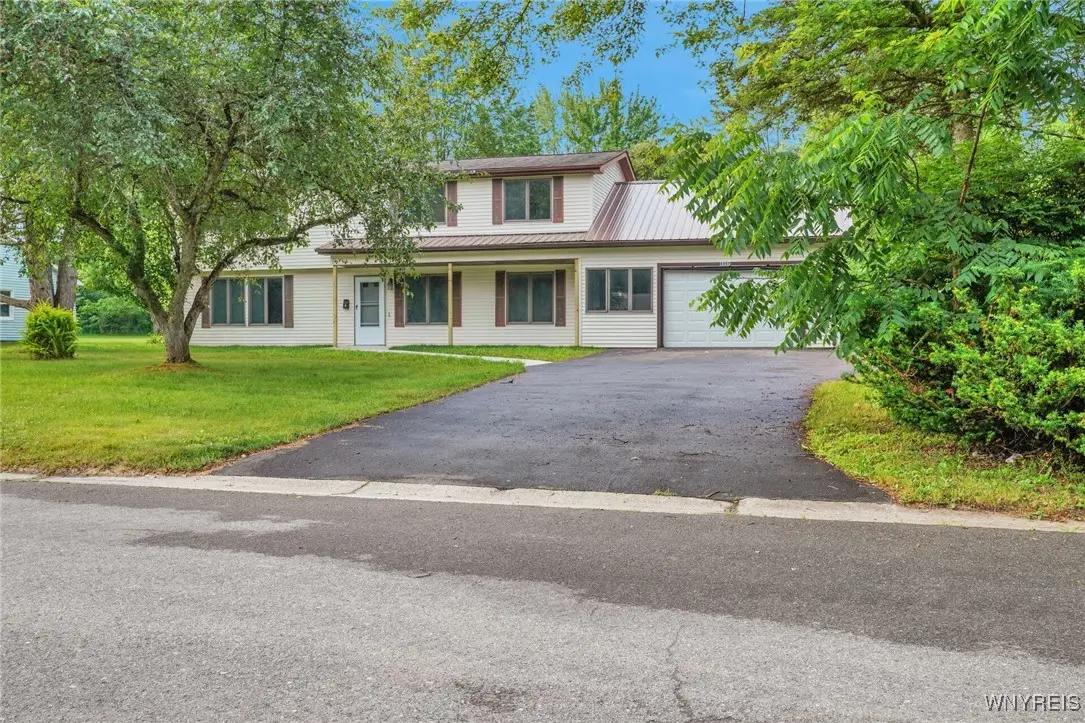 4357 Sunset Court, Lockport, NY 14094 - Image #1