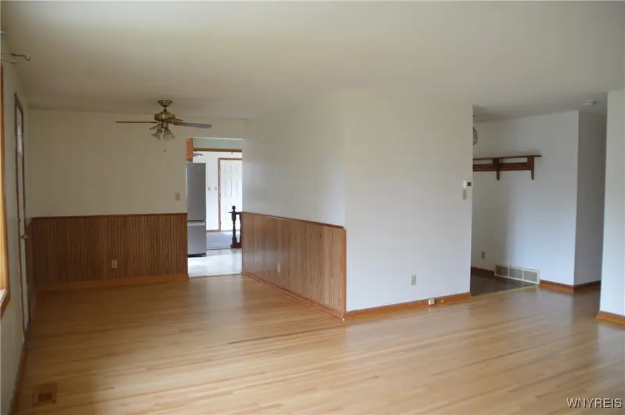 1296 Greenbrier Lane, North Tonawanda, NY 14120 - Image #3