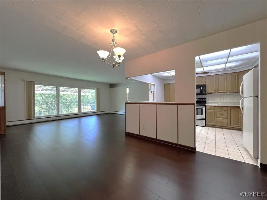 31 Park Lane Court, Buffalo, NY 14221 - Image #3