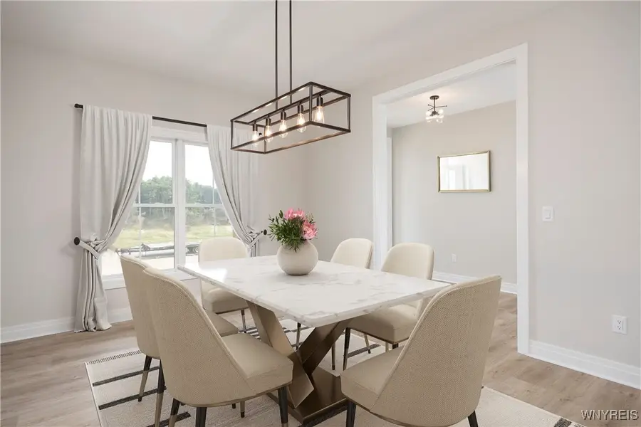 3864 Ridgeland Drive, North Tonawanda, NY 14120 - Image #2