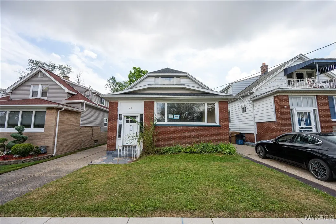 25 Peach Tree Road, Buffalo, NY 14225 - Image #1