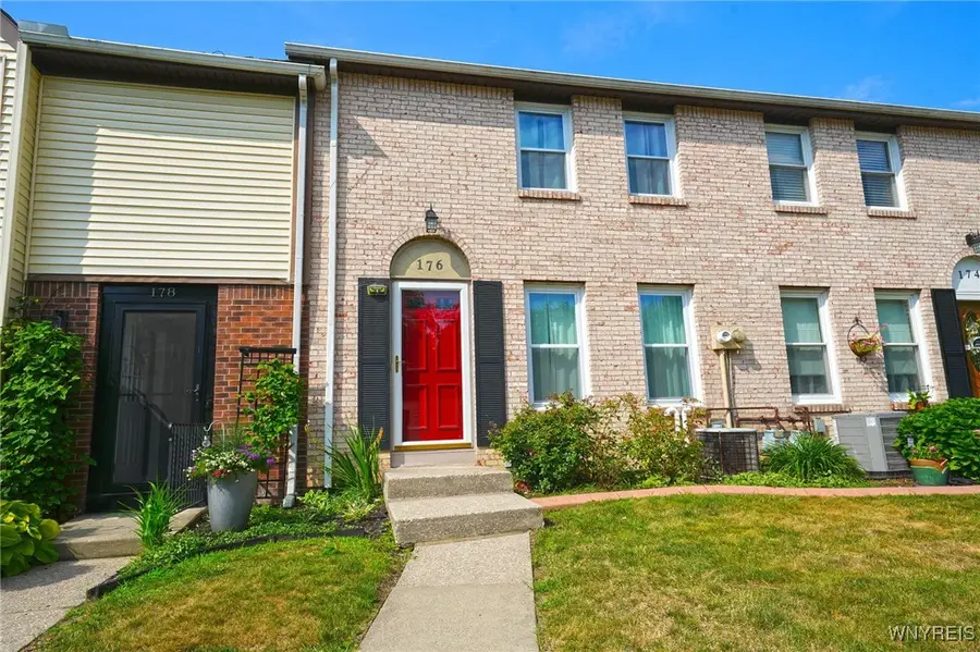 176 Stepping Stone Lane, Orchard Park, NY 14127 - Image #3