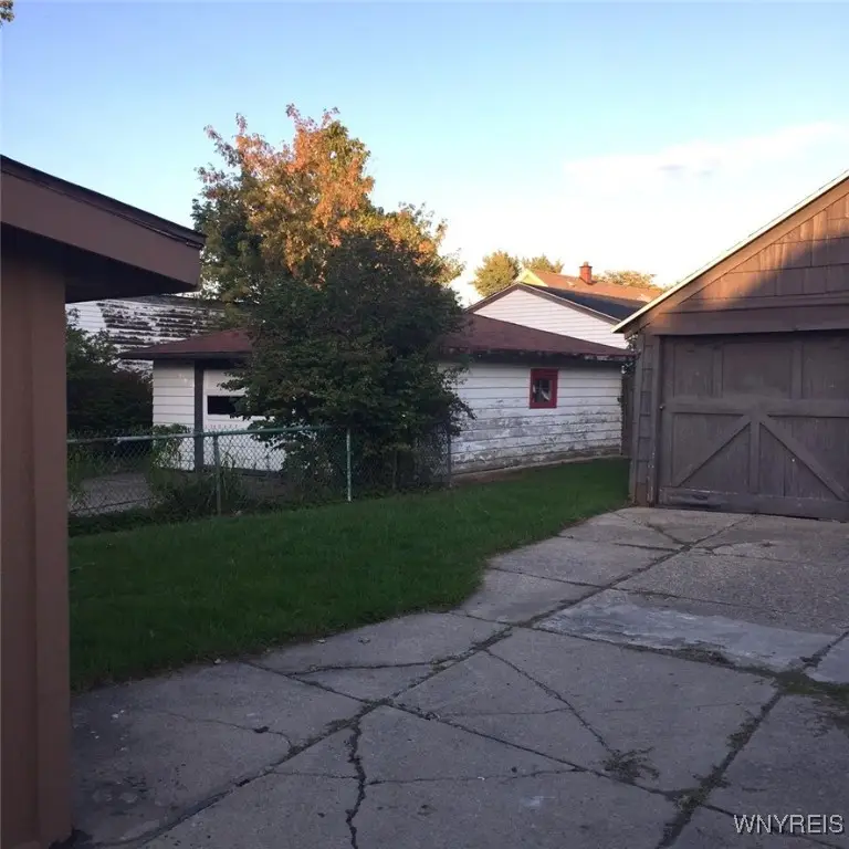 157 Hazelwood Avenue, Buffalo, NY 14215 - Image #3