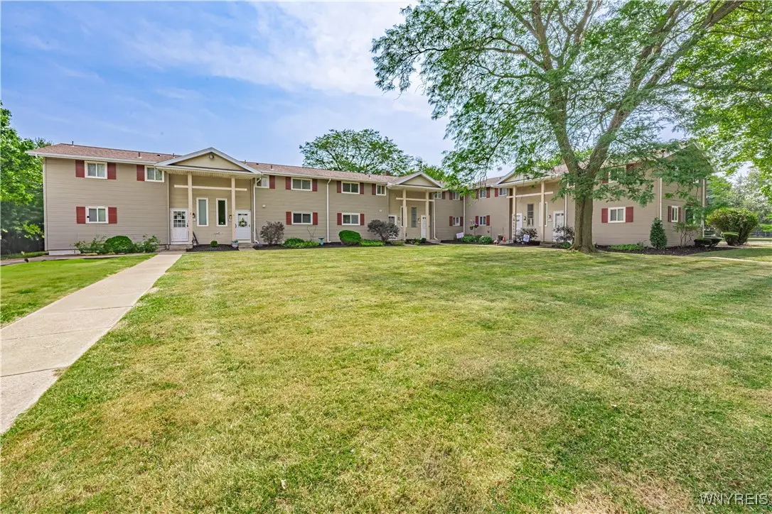 4907 Tuscarora Road, Niagara Falls, NY 14304 - Image #1