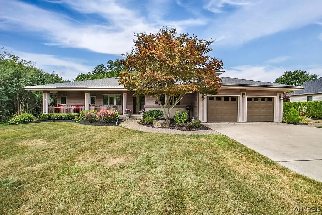 5236 Bridle Path Lane, Lewiston, NY 14092 - #1