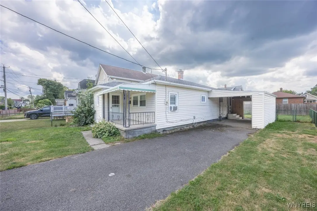 238 71st Street, Niagara Falls, NY 14304 - #1