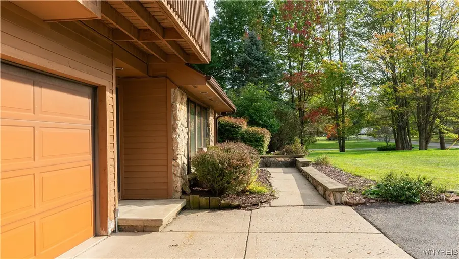 99 June Drive, Elma, NY 14059 - Image #2