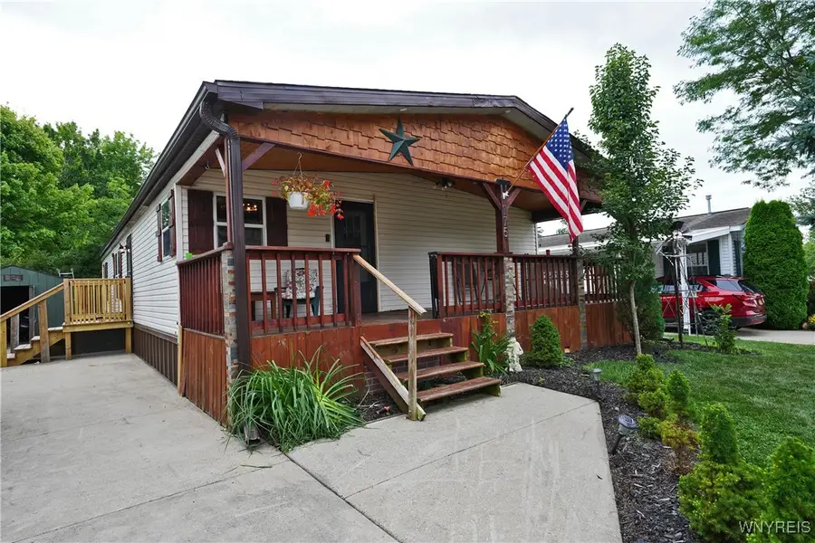 775 Thomas, Angola, NY 14006 - Image #2