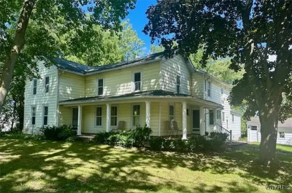 7029 Akron Road, Lockport, NY 14094