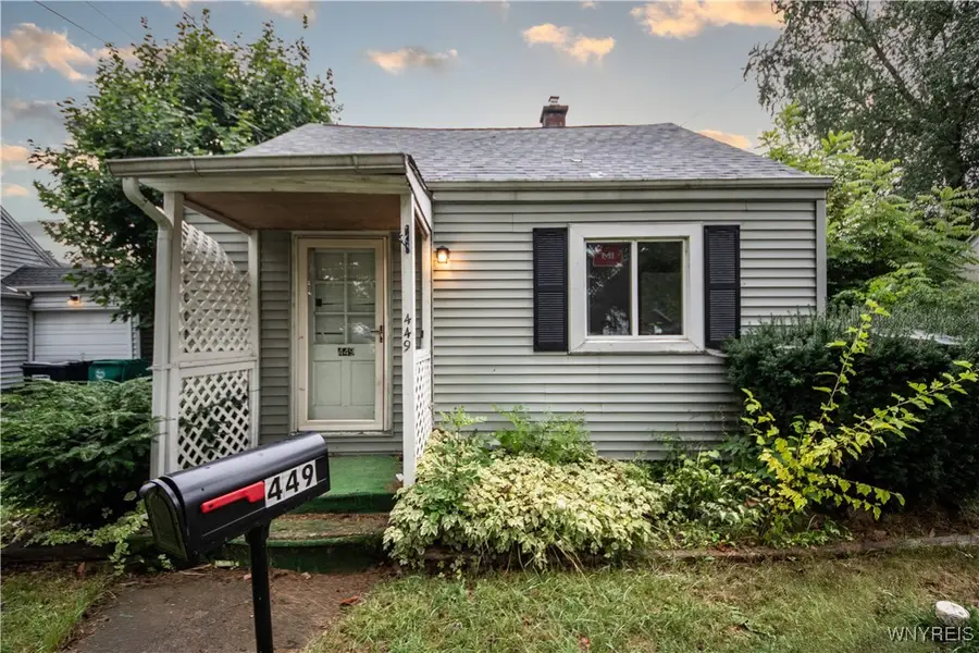 449 81st Street, Niagara Falls, NY 14304 - Image #2