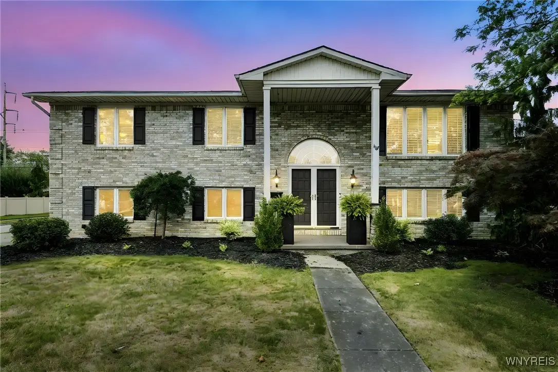 187 Willowgrove S, Tonawanda, NY 14150 - #1