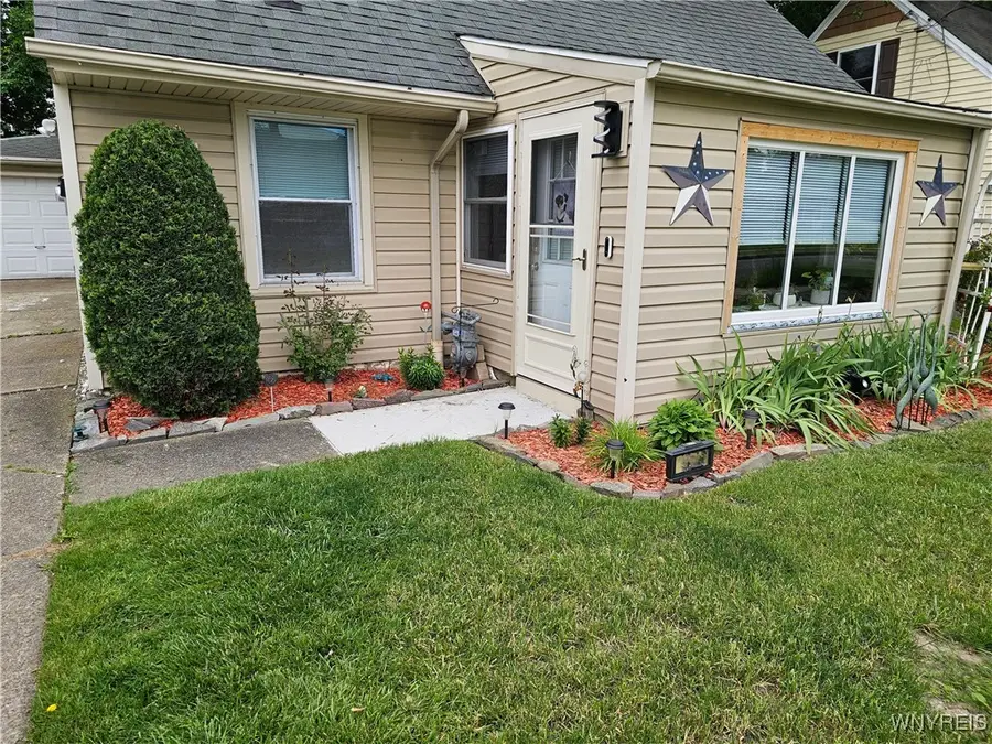 555 77th Street, Niagara Falls, NY 14304 - Image #2