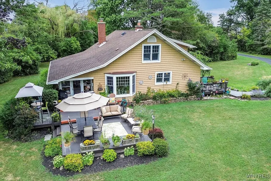 767 Sturgeon Point Road, Derby, NY 14047 - Image #3