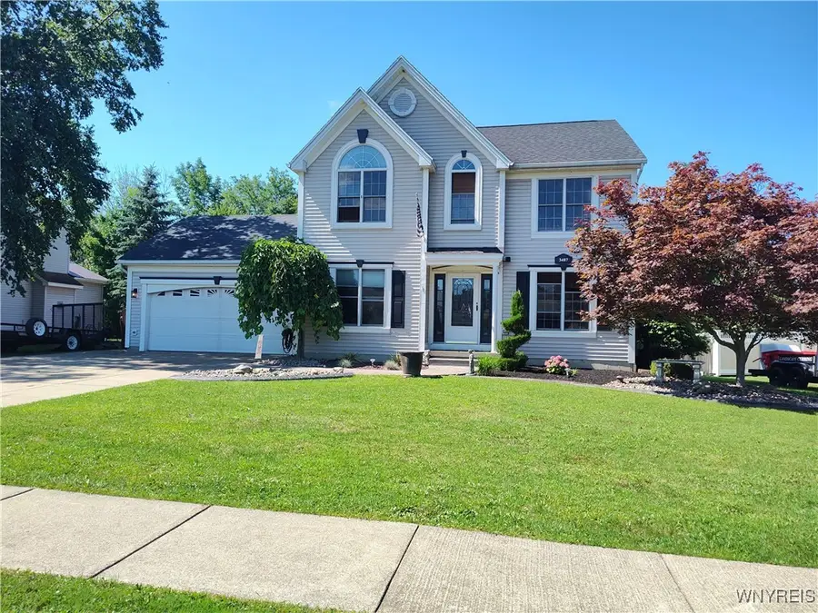 3487 Creekview Drive, Hamburg, NY 14075 - Image #2