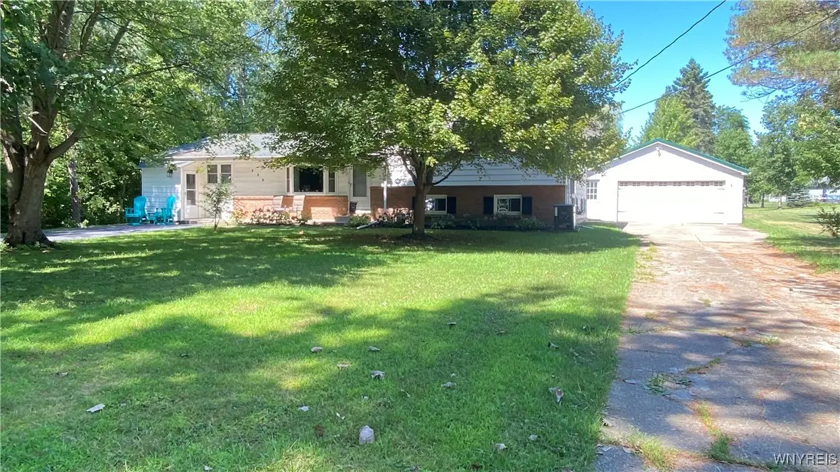 998 Backus Road, Derby, NY 14047 - Image #1