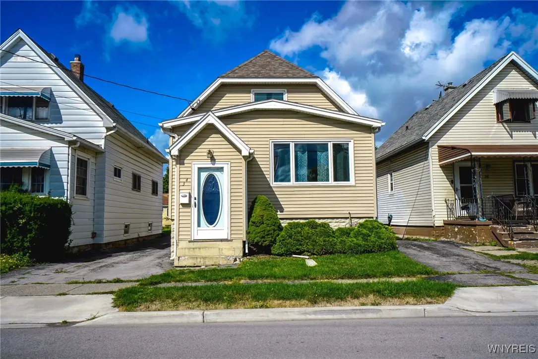 34 Lehigh St, Buffalo, NY 14206 - Image #1