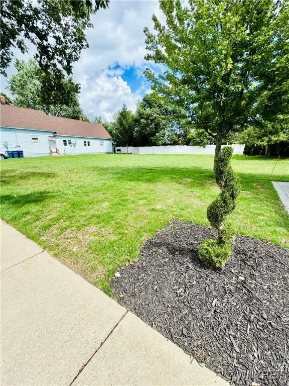 137 Kosciuszko Street, Buffalo, NY 14212 - Image #3