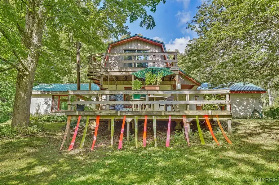 9425 Peck Hill Road, Gowanda, NY 14070 - Image #2