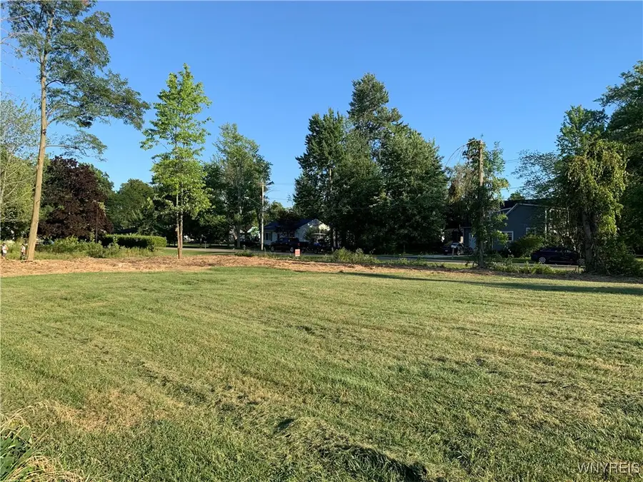 276 Eastwood Avenue, Angola, NY 14006 - Image #2