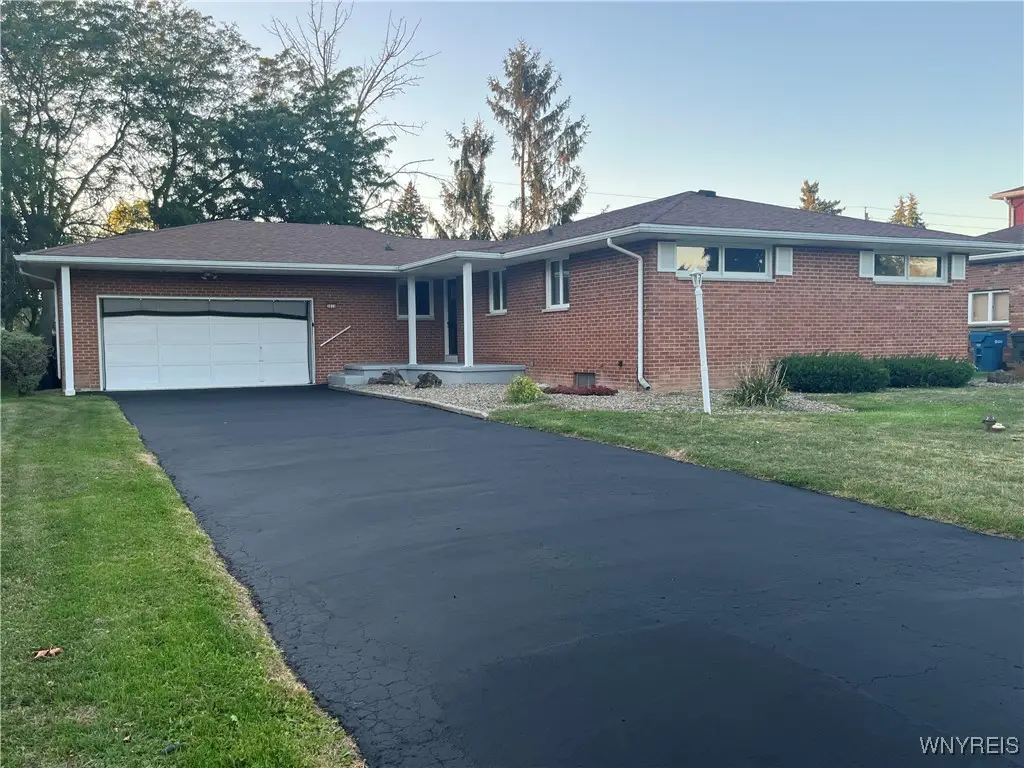 2010 Juron Drive, Niagara Falls, NY 14304 - Image #1