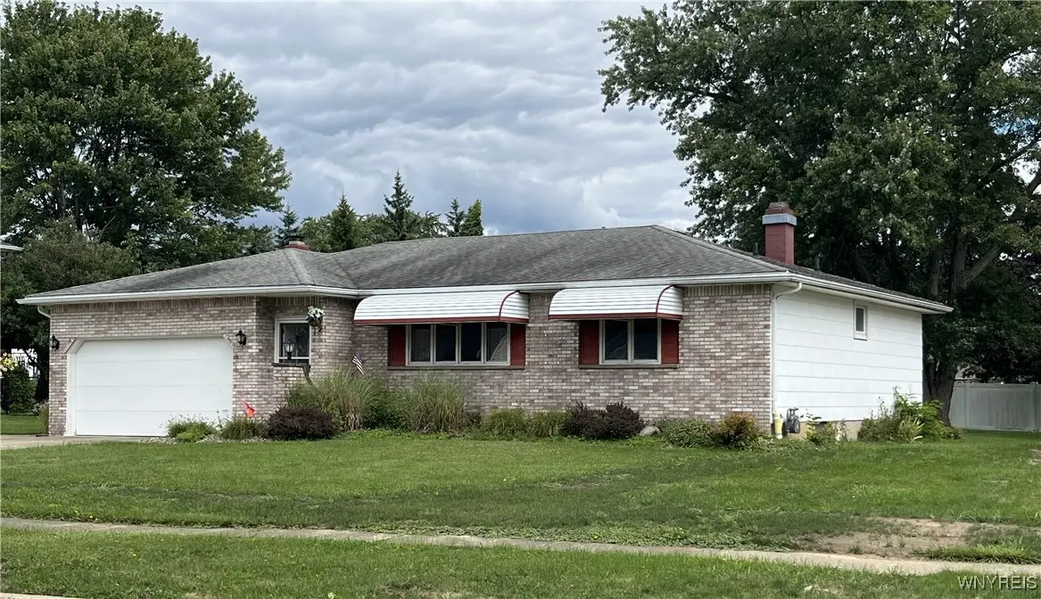 15 Creekview Drive, Buffalo, NY 14224 - Image #1