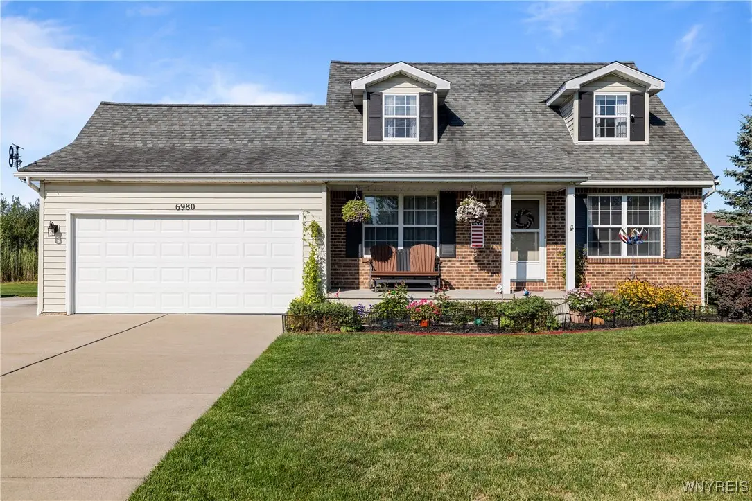 6980 Rebecca Drive, Niagara Falls, NY 14304 - Image #1
