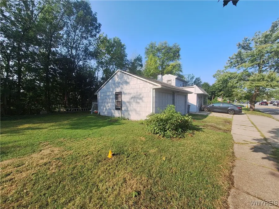 483 Longmeadow, Amherst, NY 14226 - Image #3