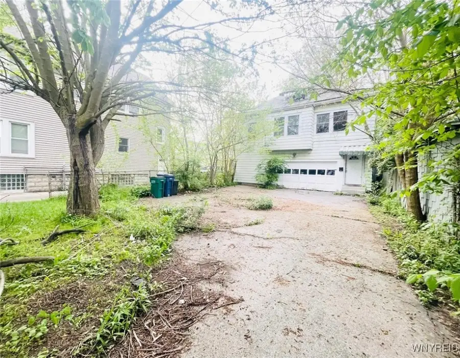 115 Stratford Road, Buffalo, NY 14216 - Image #2