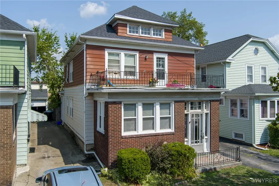 371 Hamilton Boulevard, Kenmore, NY 14217 - Image #1