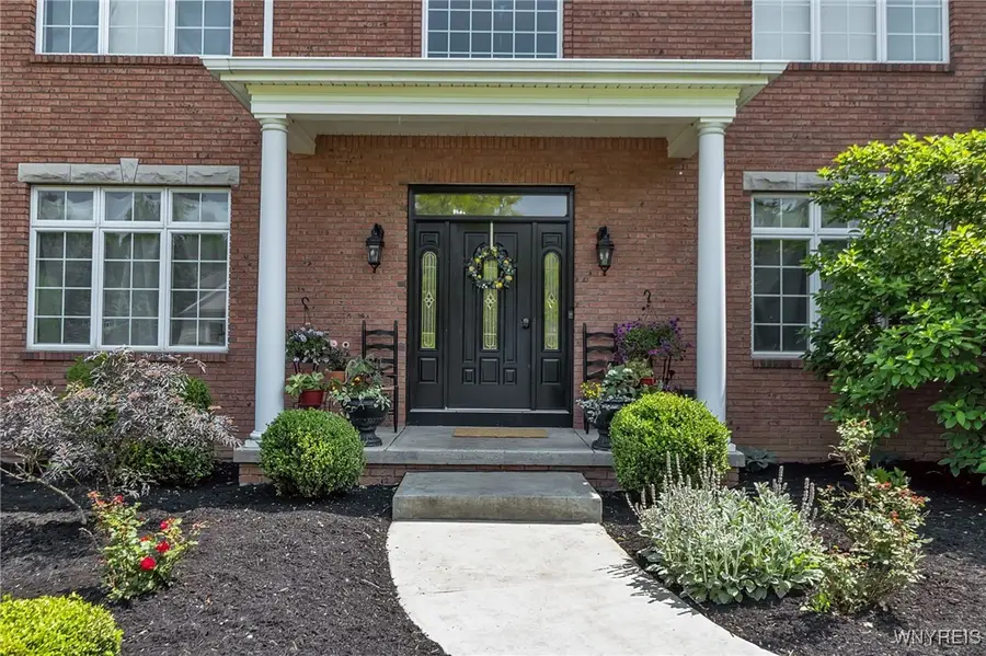 5657 Glen Iris Drive, Clarence Center, NY 14032 - Image #2